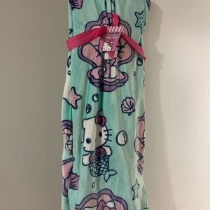 Hello Kitty Pastel Throw Blanket